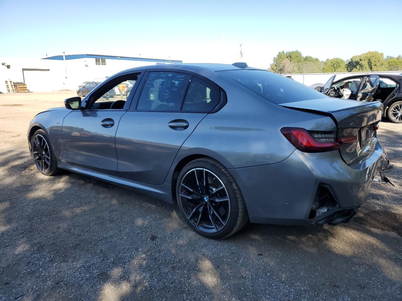 2024 BMW M340Xi - Фото 2