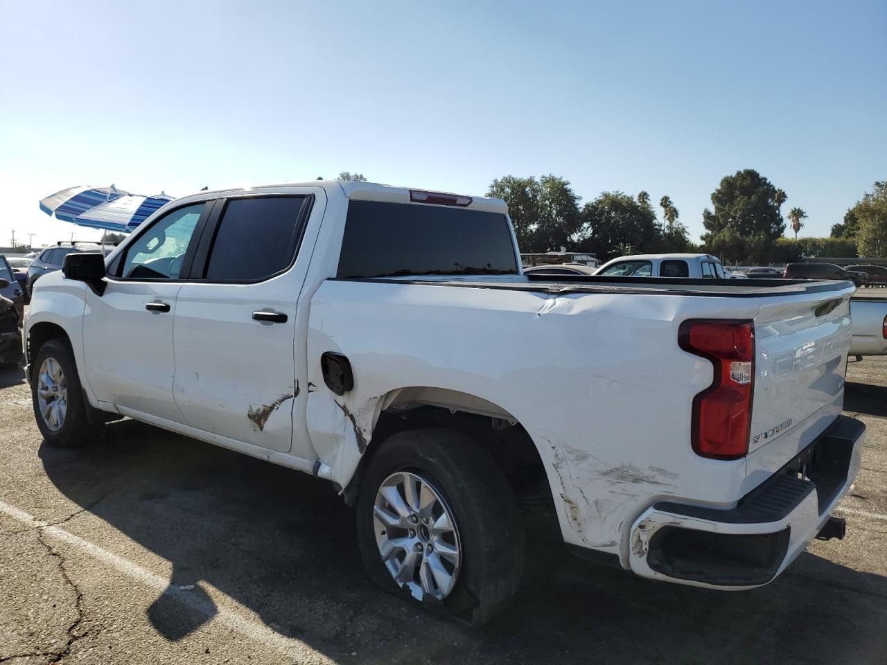 2022 Chevrolet Silverado Ltd C1500 Custom - Фото 2