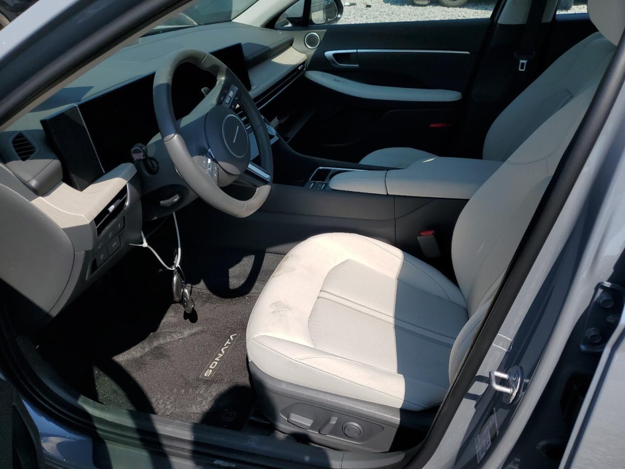 2025 Hyundai Sonata Hybrid Sel - Image 7