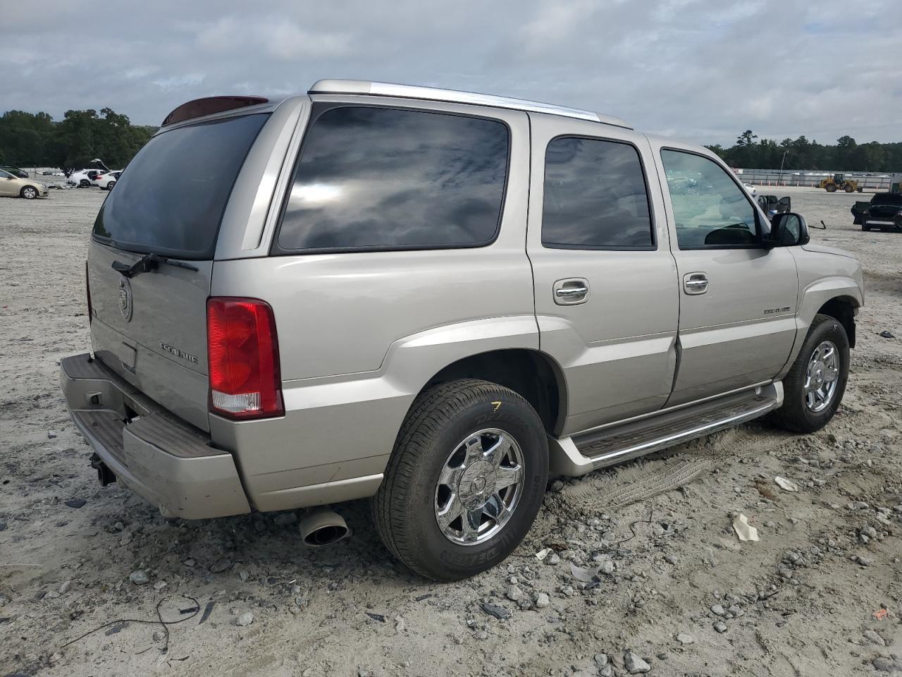 2004 Cadillac Escalade Luxury - Фото 3