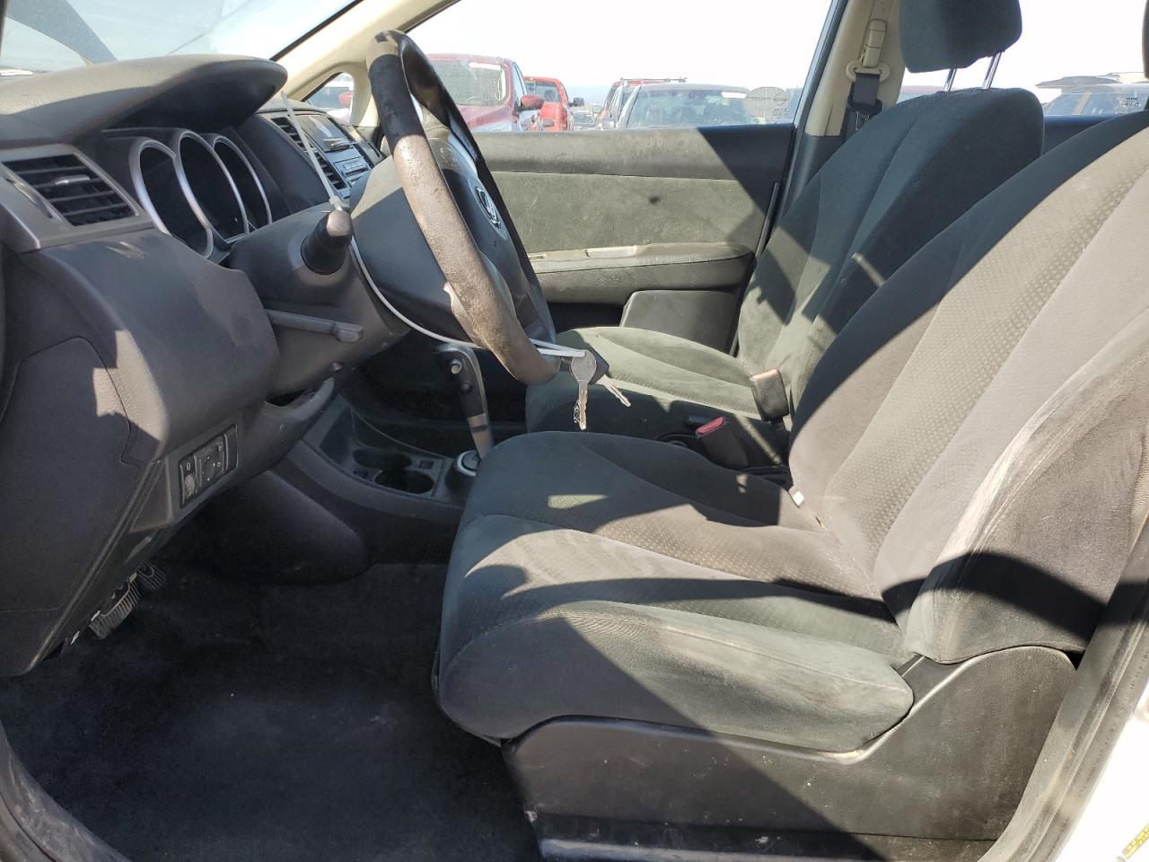 2011 Nissan Versa S - Image 7