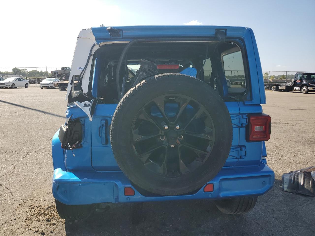 2021 Jeep Wrangler Unlimited Sahara - Фото 6