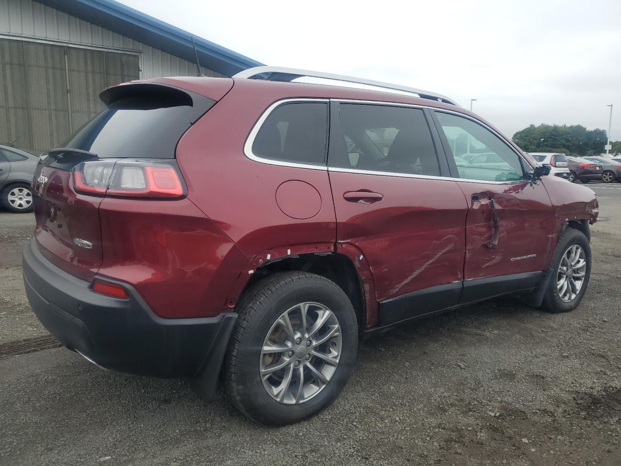 2019 Jeep Cherokee Latitude Plus - Image 3