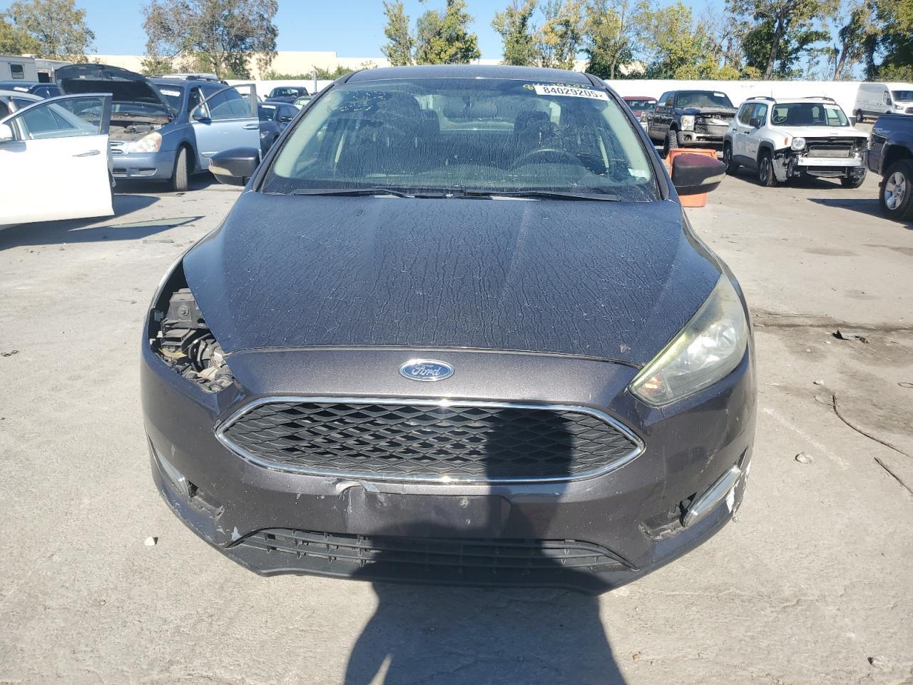 2015 Ford Focus Se - Image 5