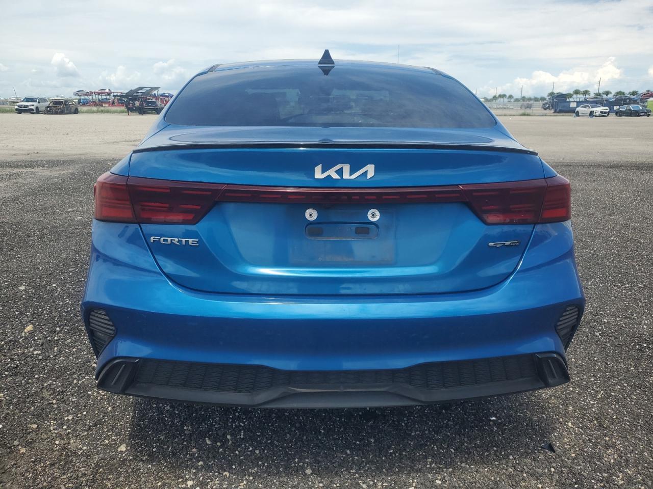 2022 Kia Forte Gt Line - Фото 6