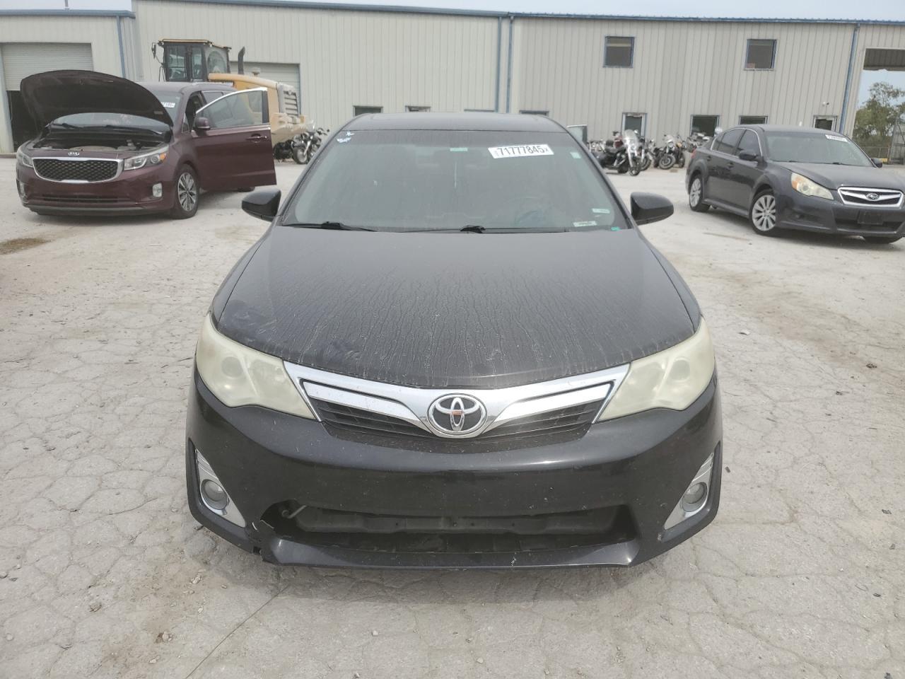 2012 Toyota Camry - Image 5
