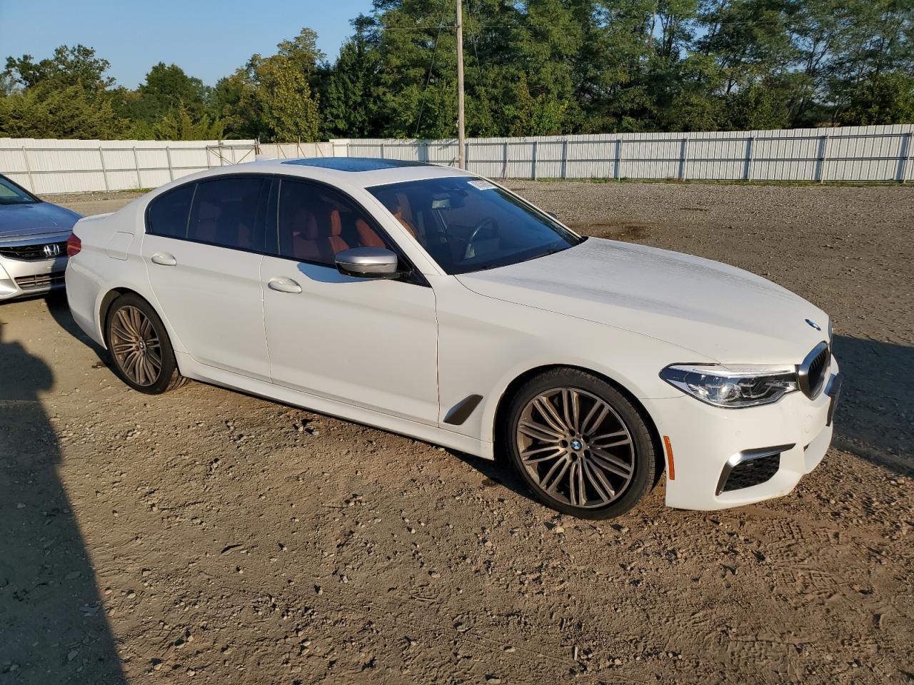 2019 BMW M550Xi - Фото 4