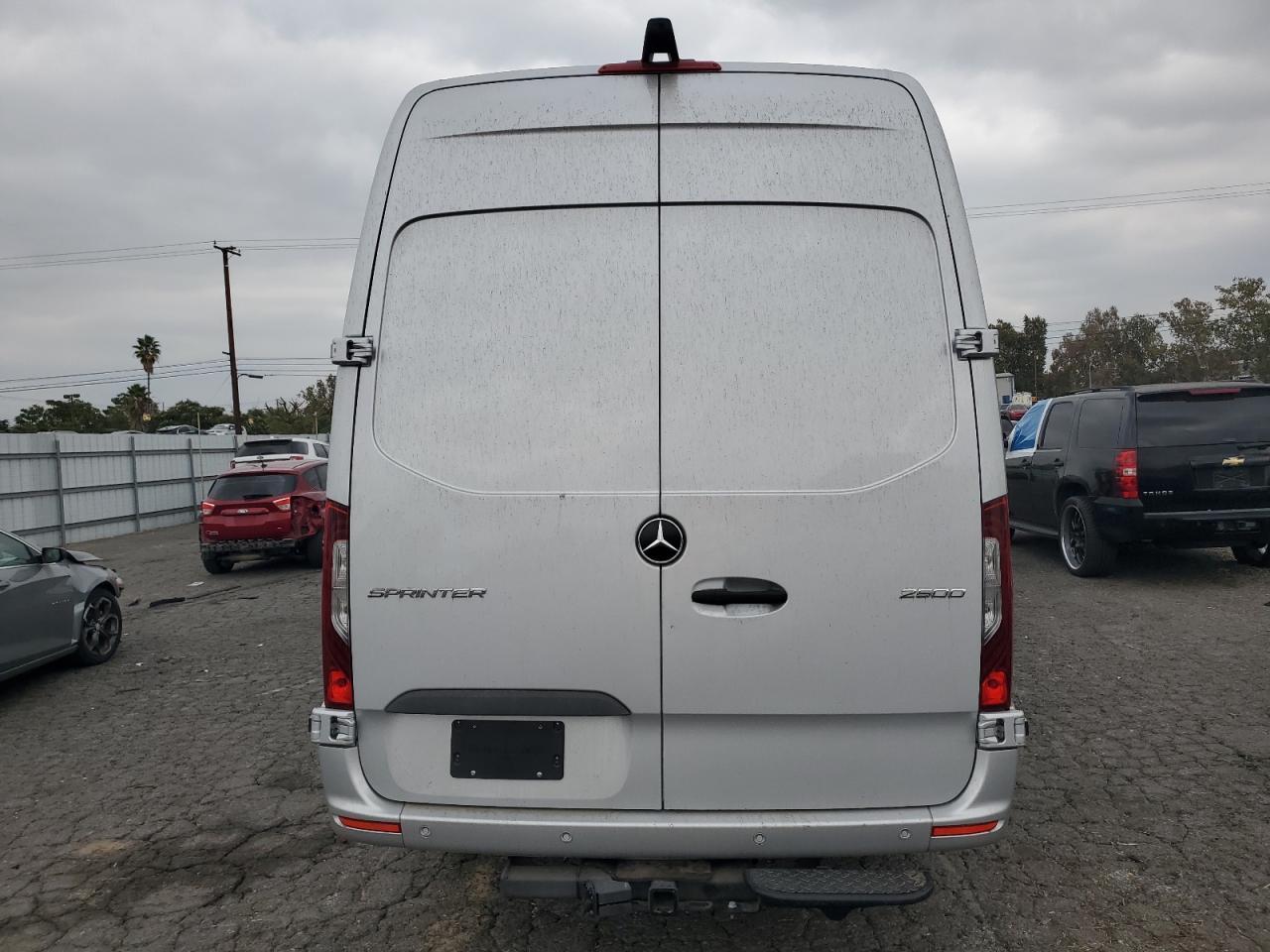 2024 Mercedes-Benz Sprinter 2500 - Image 6