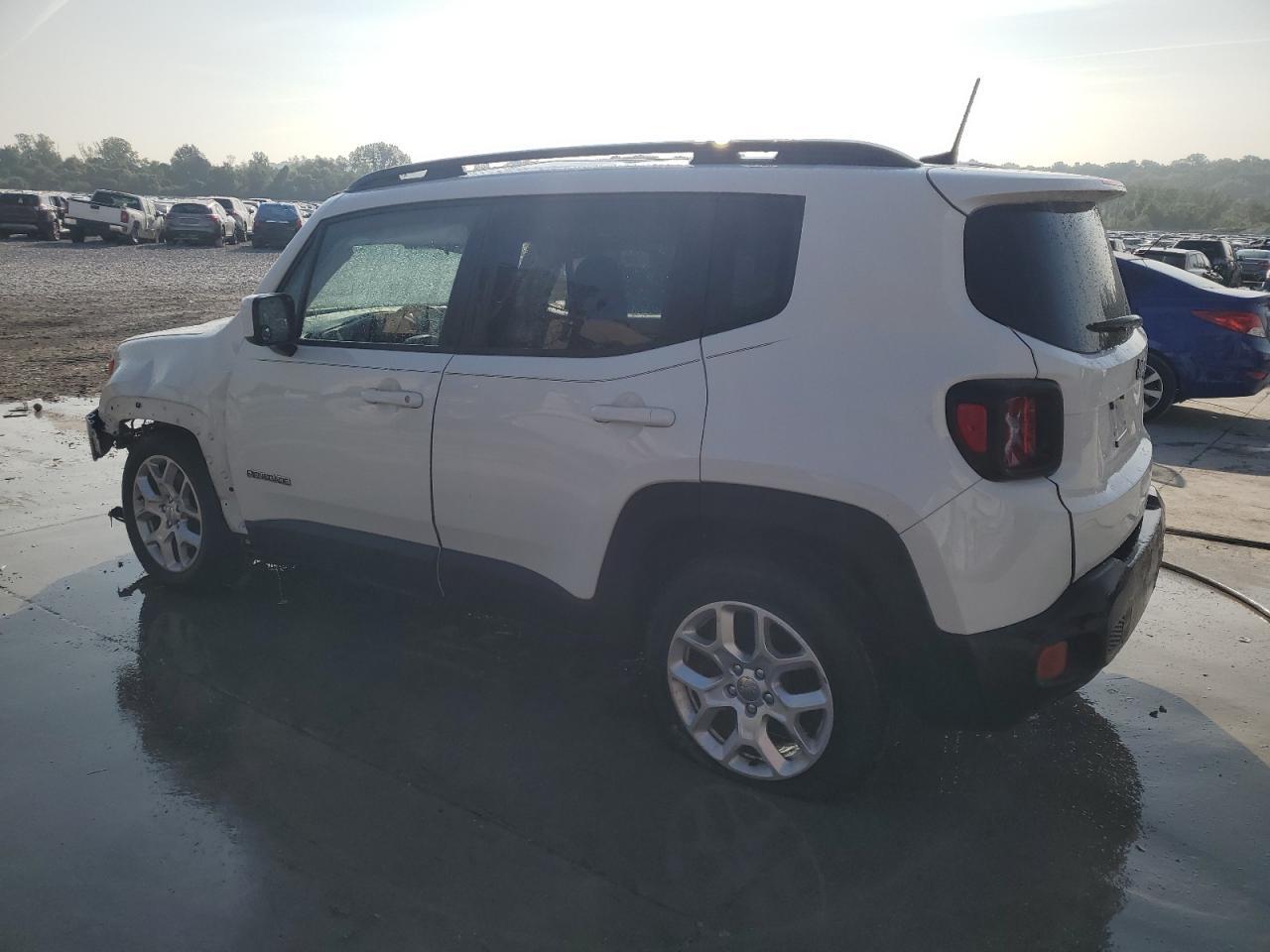 2018 Jeep Renegade Latitude - Фото 2
