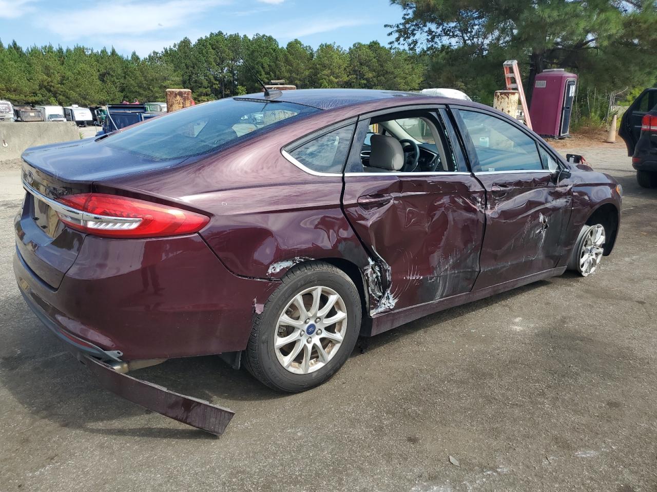 2017 Ford Fusion S - Image 3