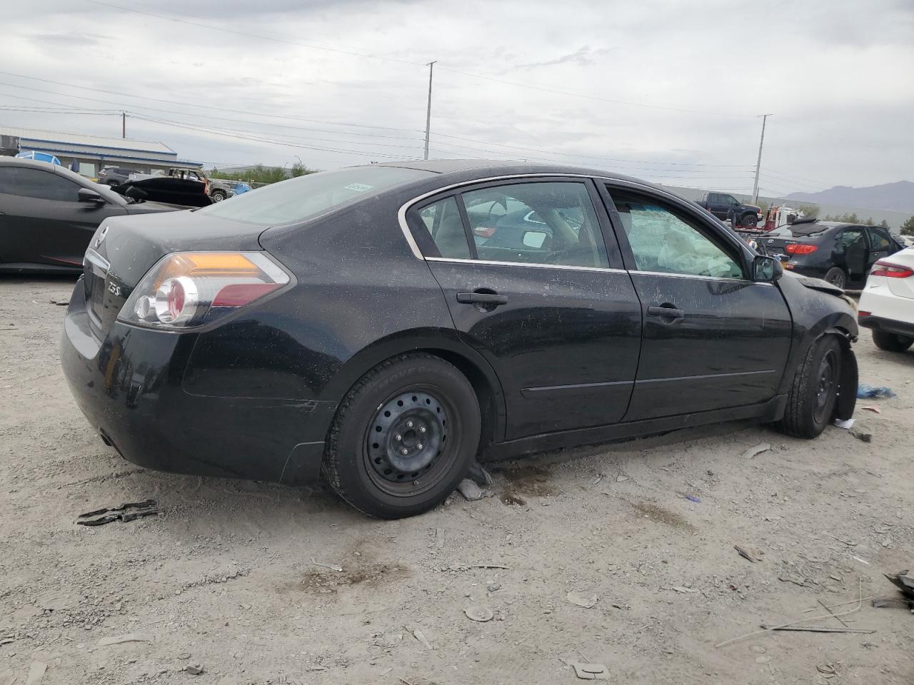 2011 Nissan Altima Base - Фото 3