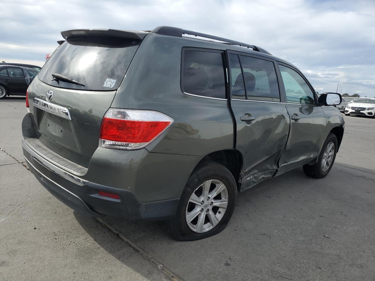 2013 Toyota Highlander Base - Фото 3