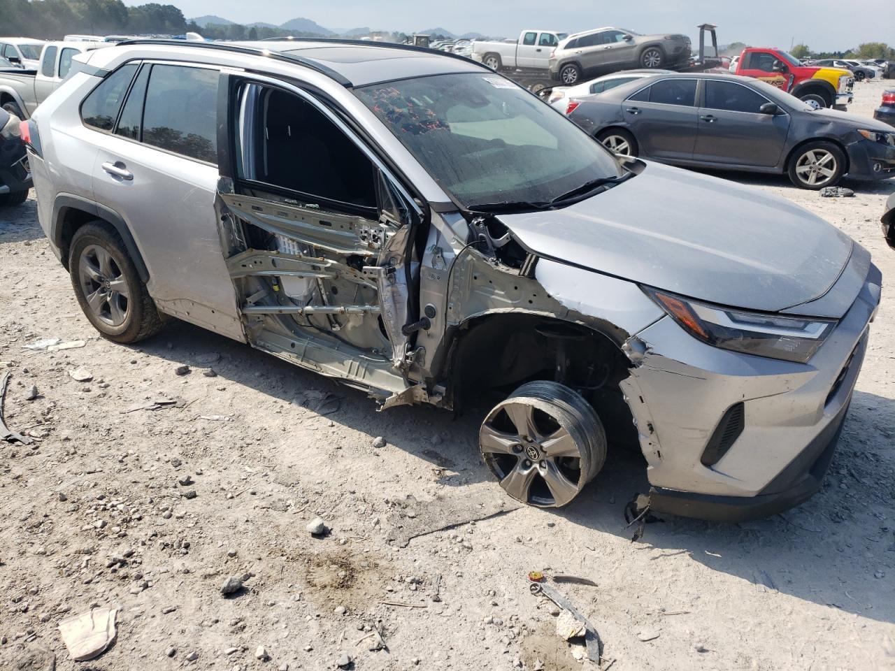 2022 Toyota Rav4 Xle - Фото 4