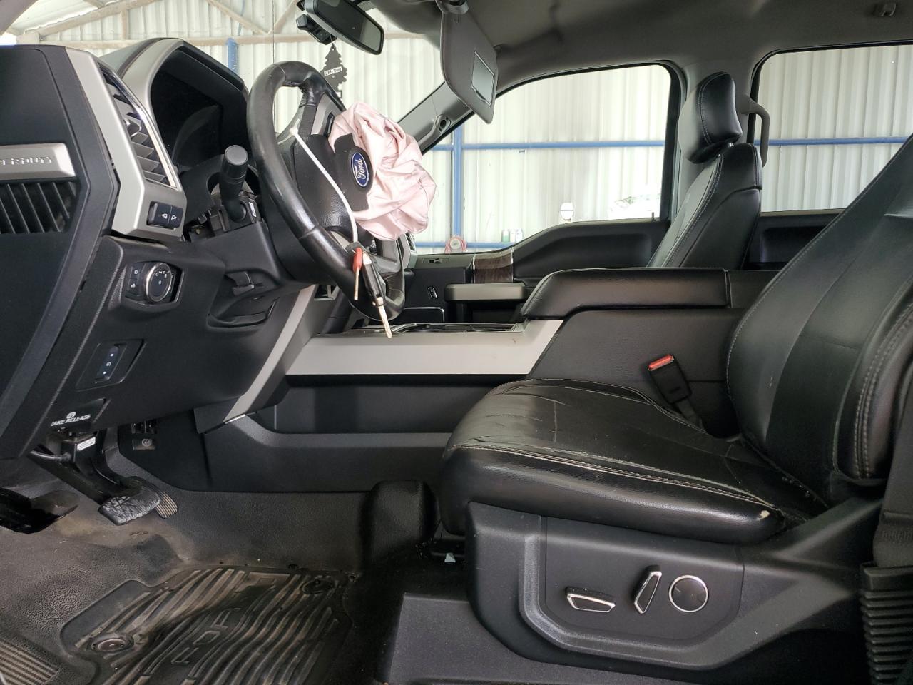 2017 Ford F250 Super Duty - Фото 7