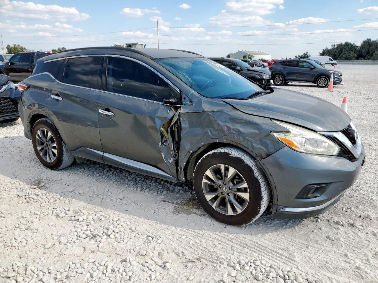 2017 Nissan Murano S - Image 4