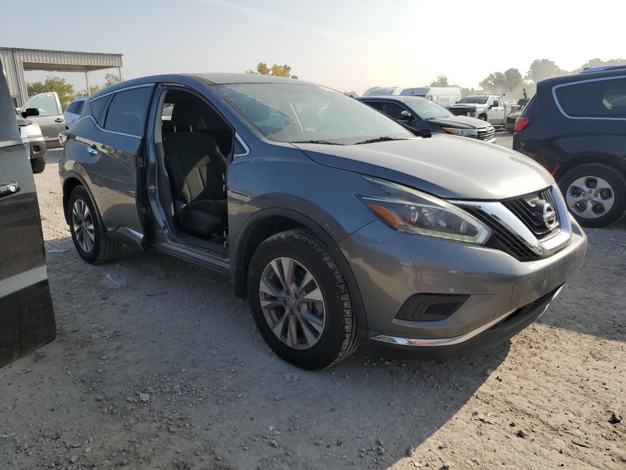2018 Nissan Murano S - Image 4