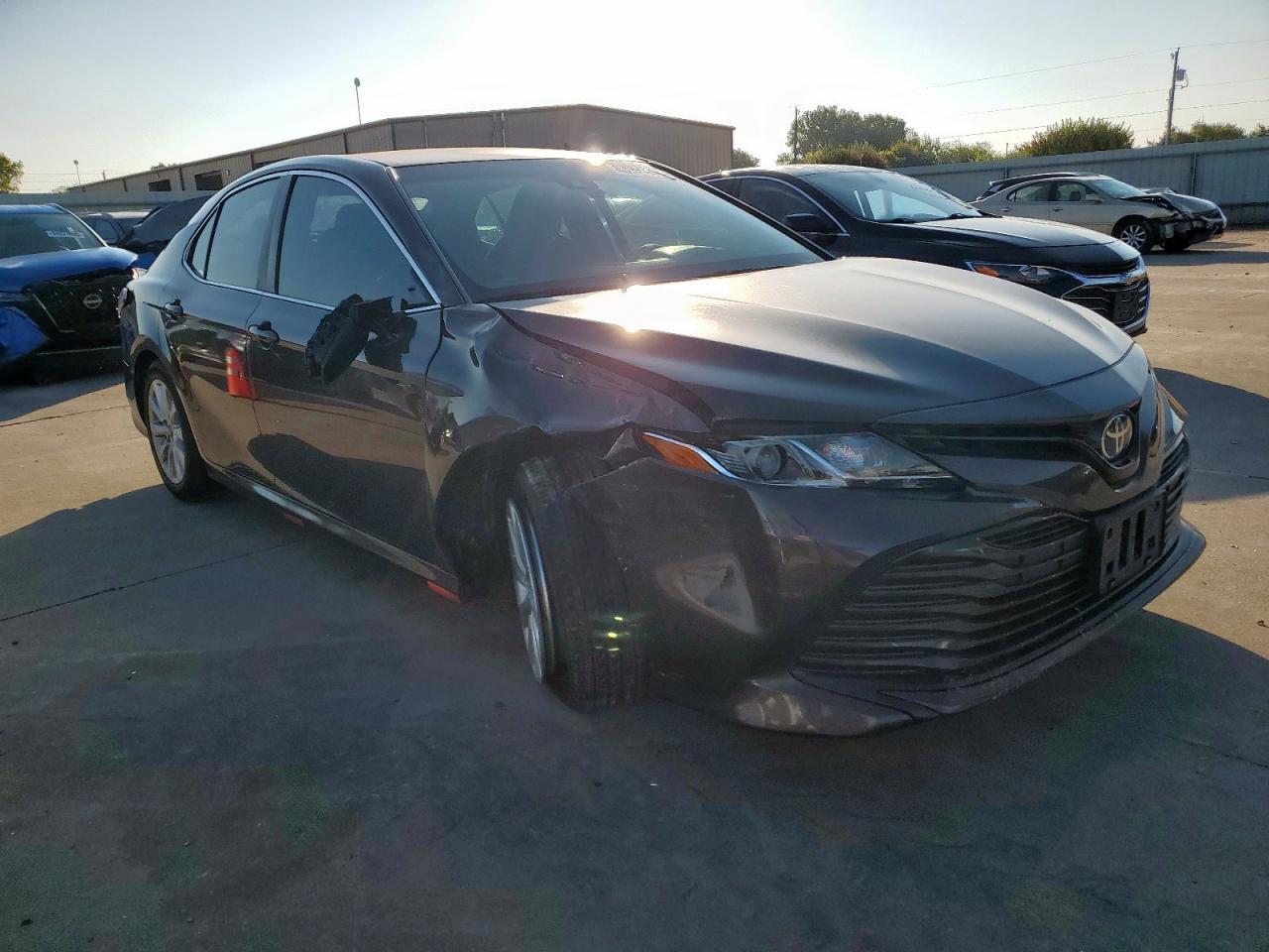 2018 Toyota Camry L - Фото 4