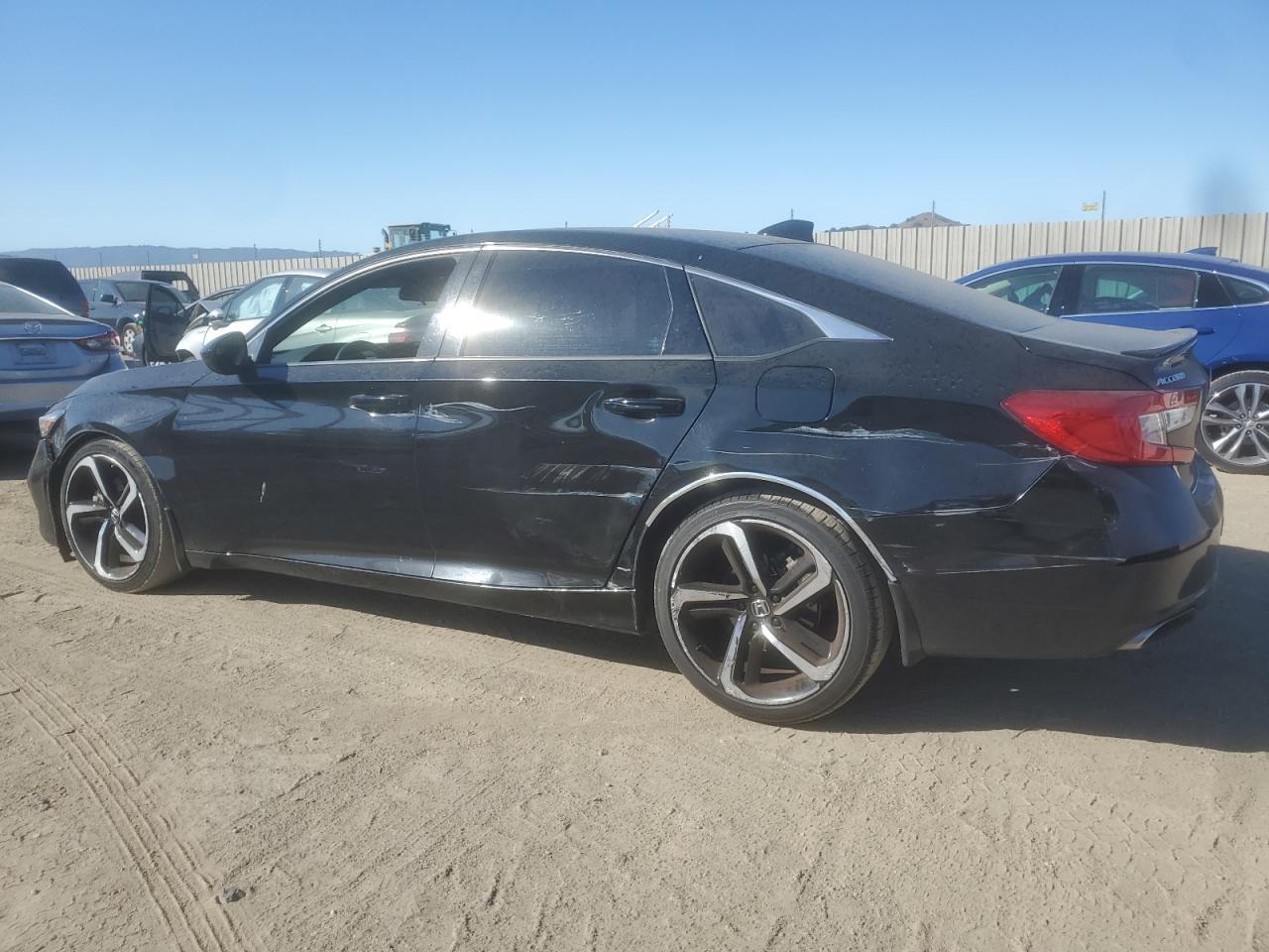 2018 Honda Accord Sport - Image 2