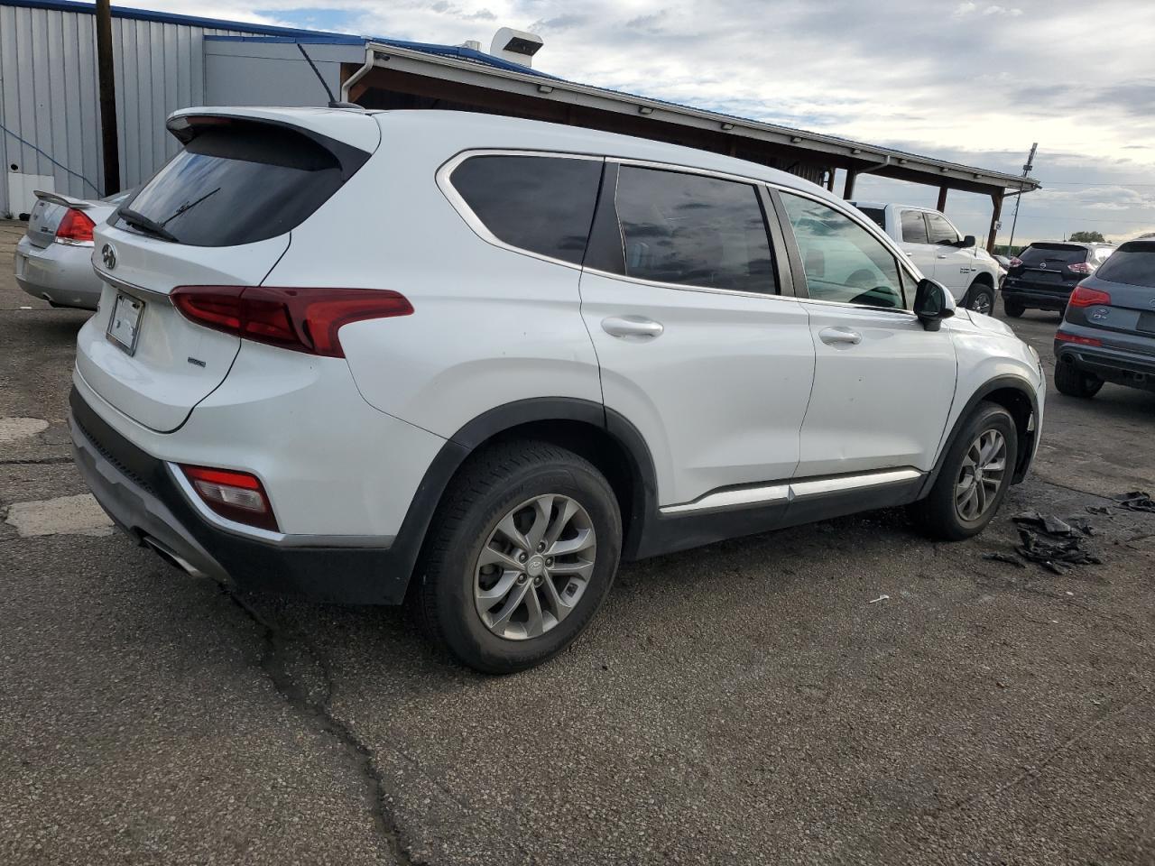 2019 Hyundai Santa Fe Se - Фото 3