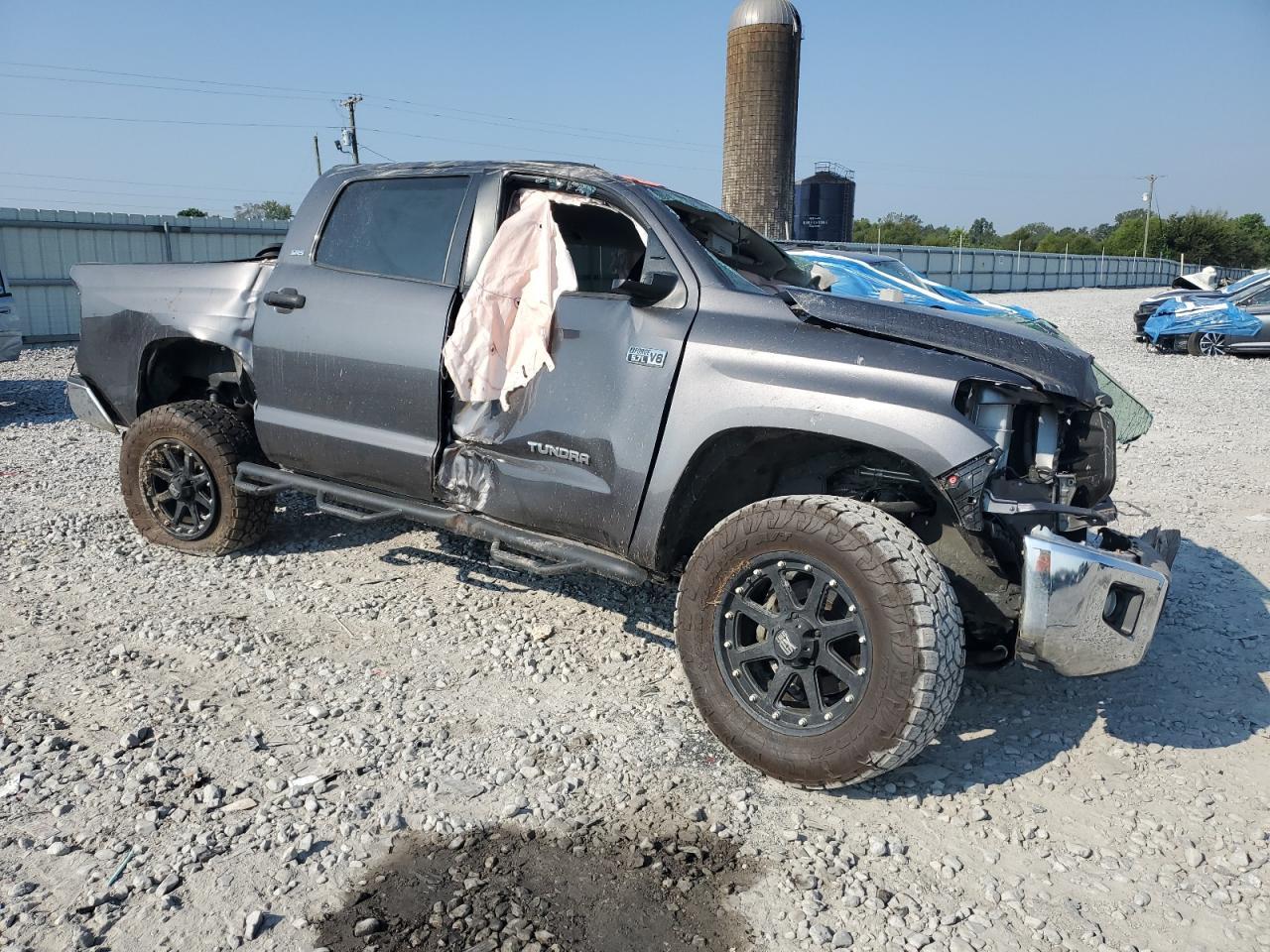 2020 Toyota Tundra Crewmax Sr5 - Image 4