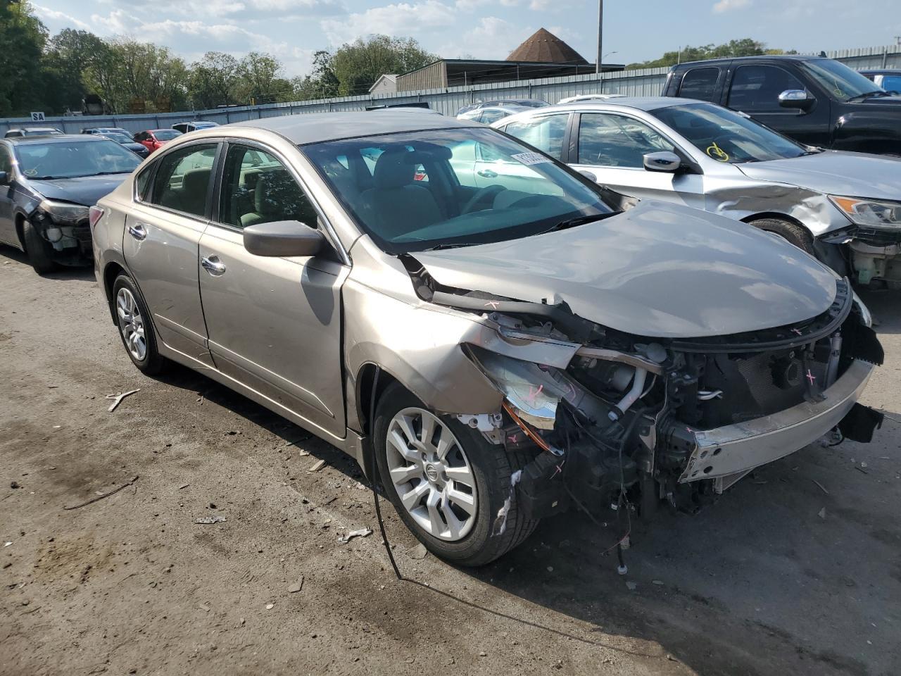 2015 Nissan Altima 2.5 - Фото 4