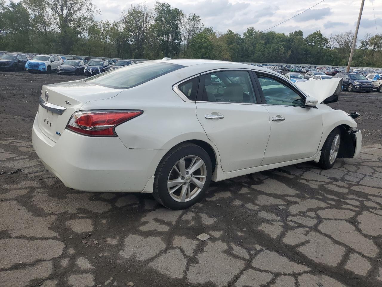 2014 Nissan Altima 2.5 - Image 3