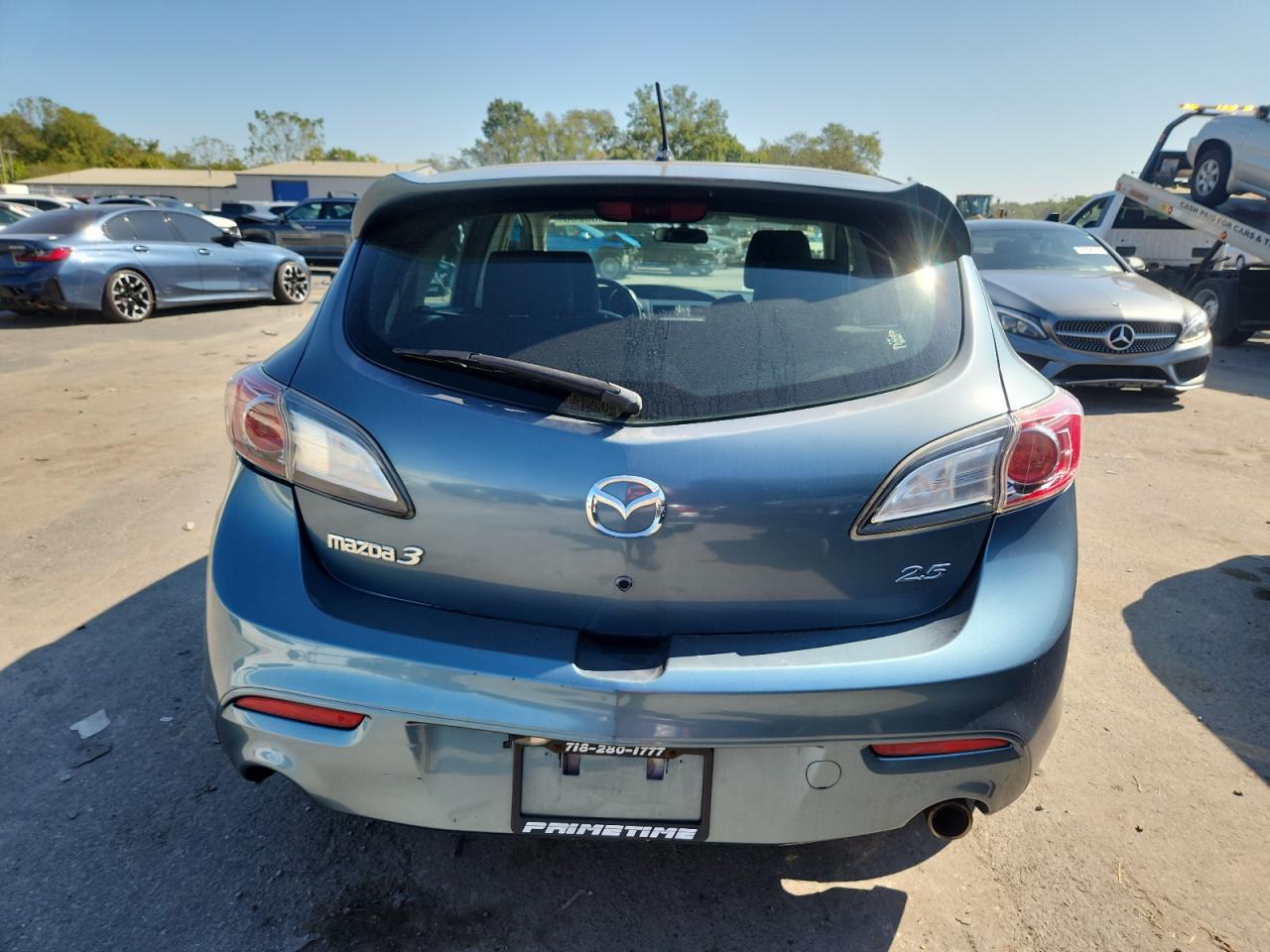 2011 Mazda 3 S - Image 6