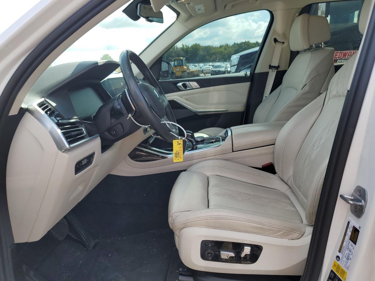2020 BMW X7 xDrive40I - Фото 7