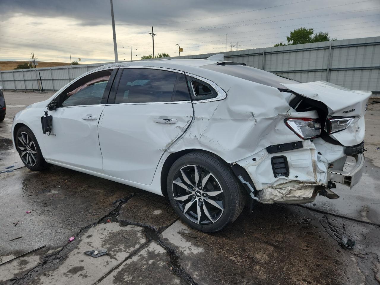 2018 Chevrolet Malibu Lt - Фото 2