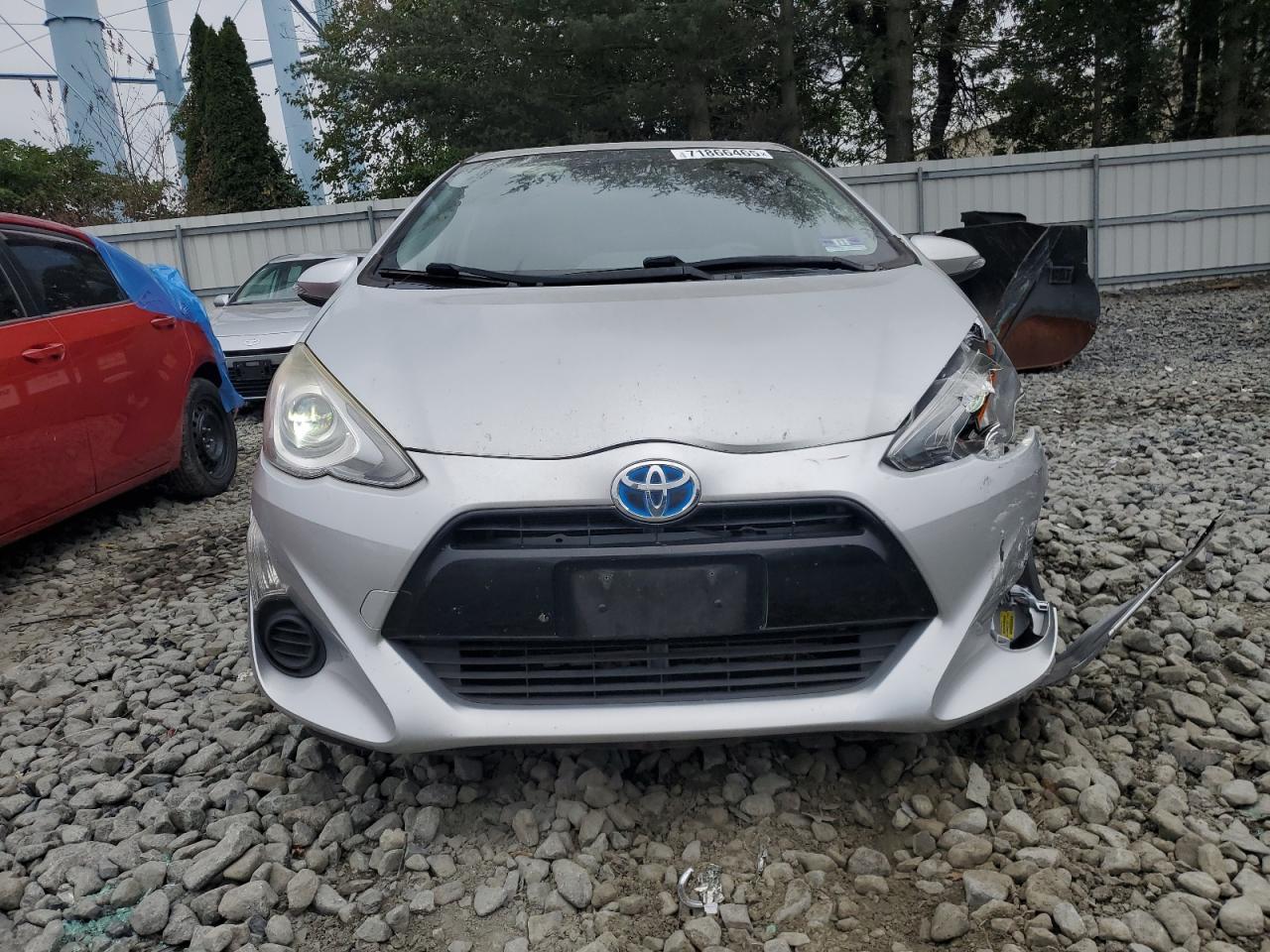 2015 Toyota Prius C - Фото 5