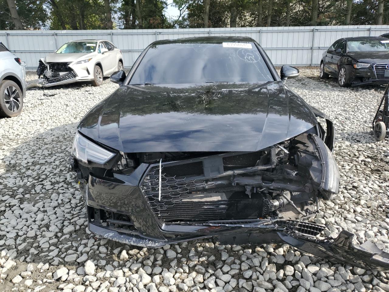 2017 Audi A4 Premium - Фото 5