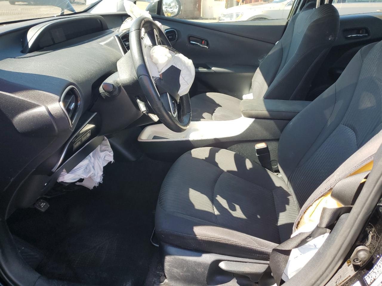 2016 Toyota Prius - Image 7