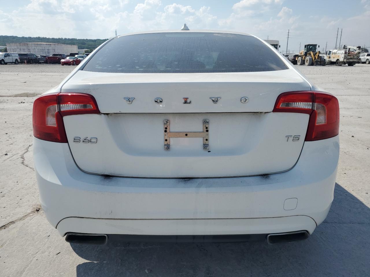 2015 Volvo S60 Premier - Image 6