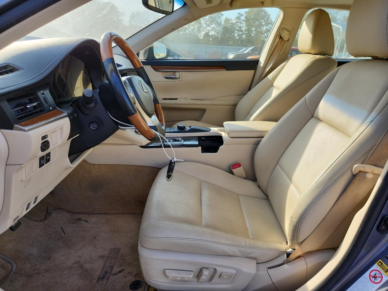 2014 Lexus Es 300H - Фото 7