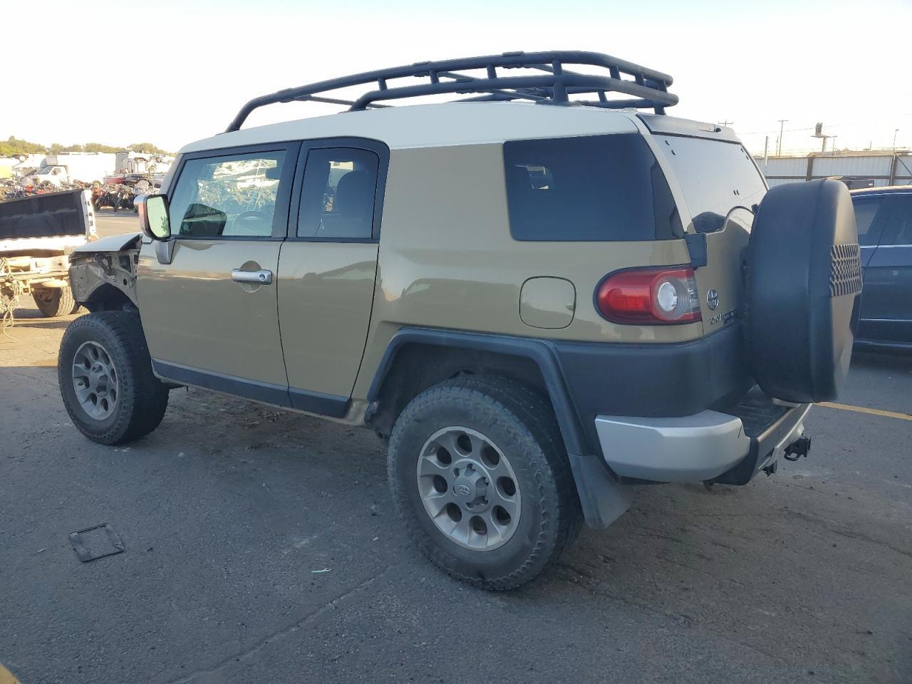 2012 Toyota Fj Cruiser - Фото 2