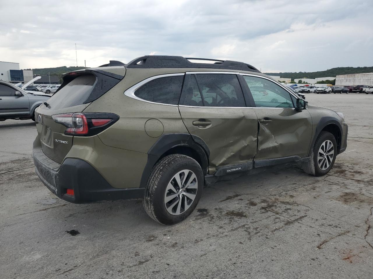 2025 Subaru Outback Premium - Image 3