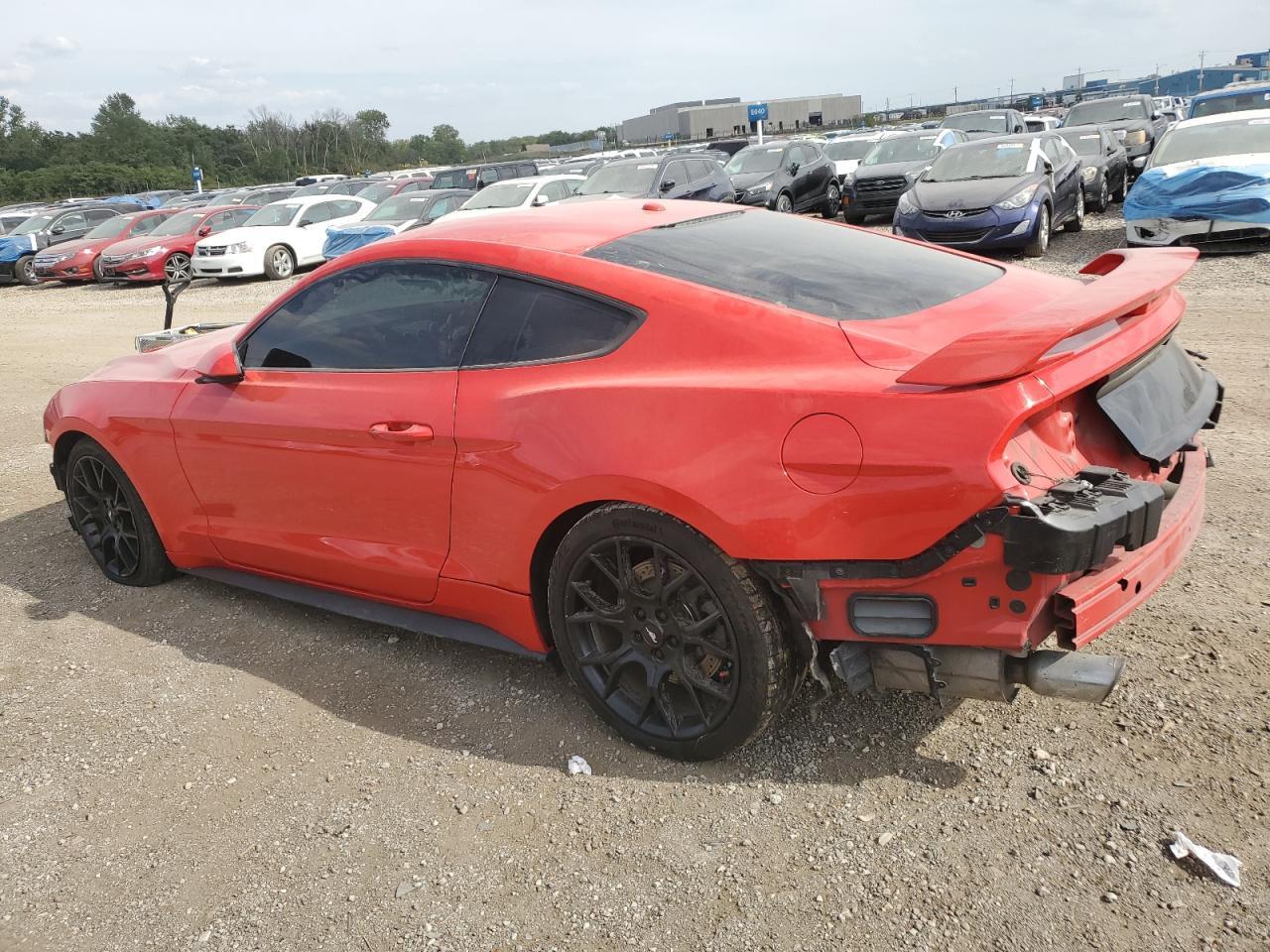 2018 Ford Mustang - Фото 2