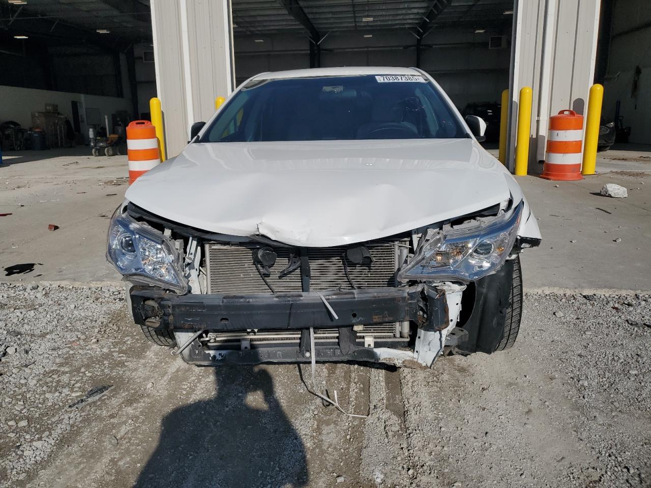 2014 Toyota Camry L - Image 5