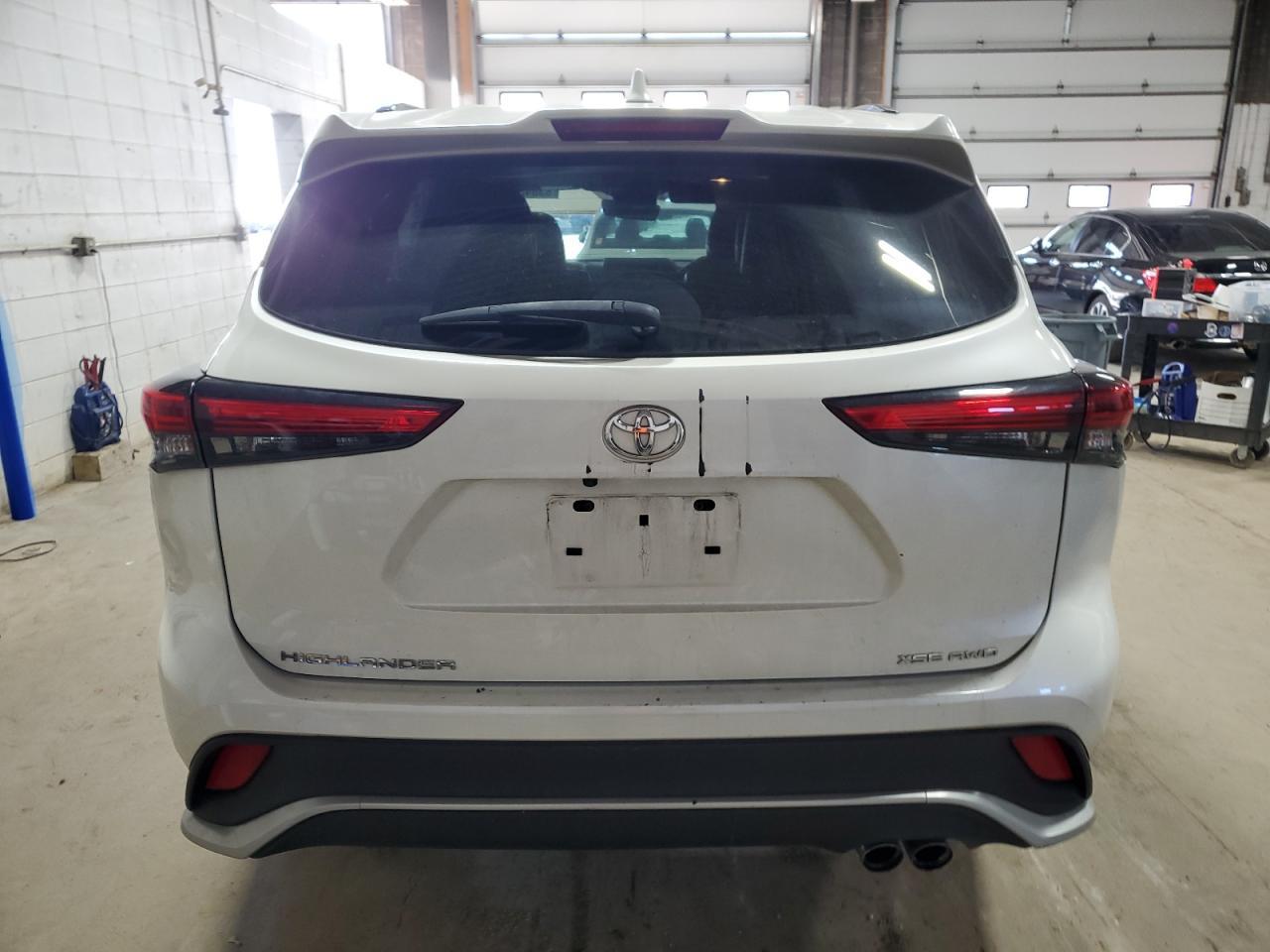 2021 Toyota Highlander Xse - Фото 6