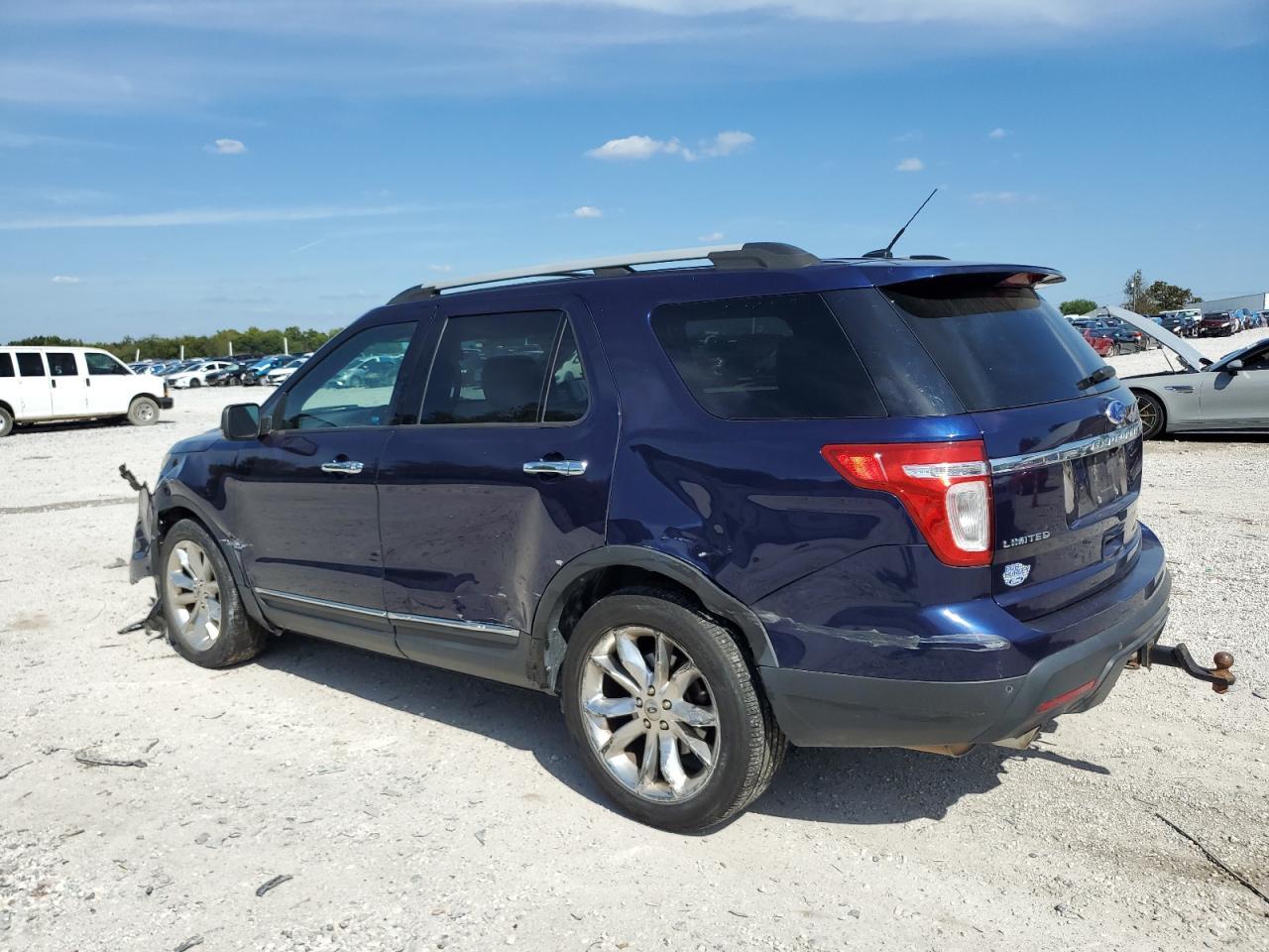 2011 Ford Explorer Limited - Image 2