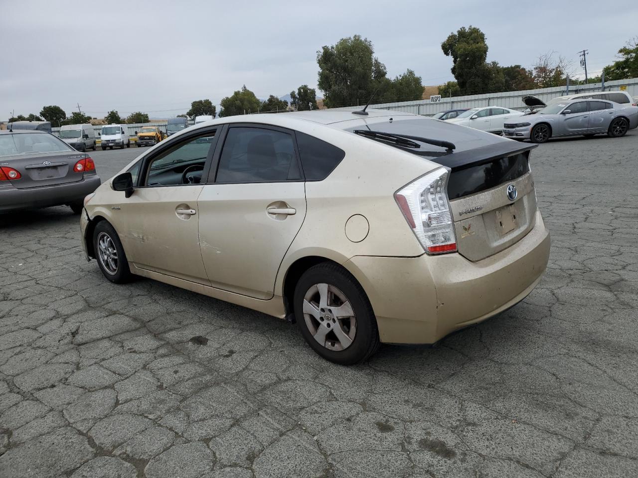 2010 Toyota Prius - Фото 2