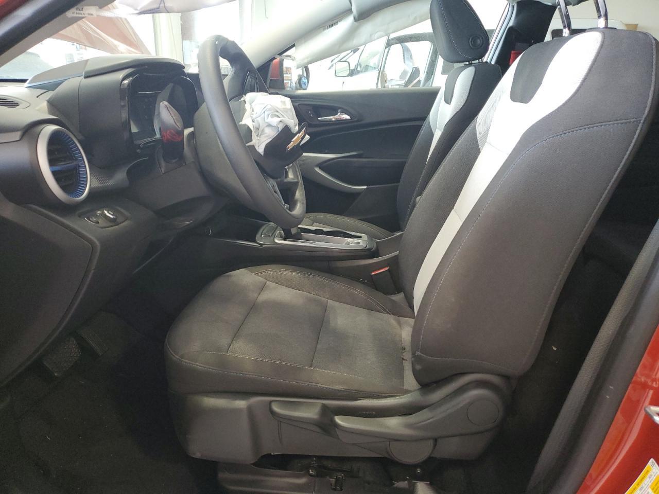 2024 Chevrolet Trax Ls - Image 7