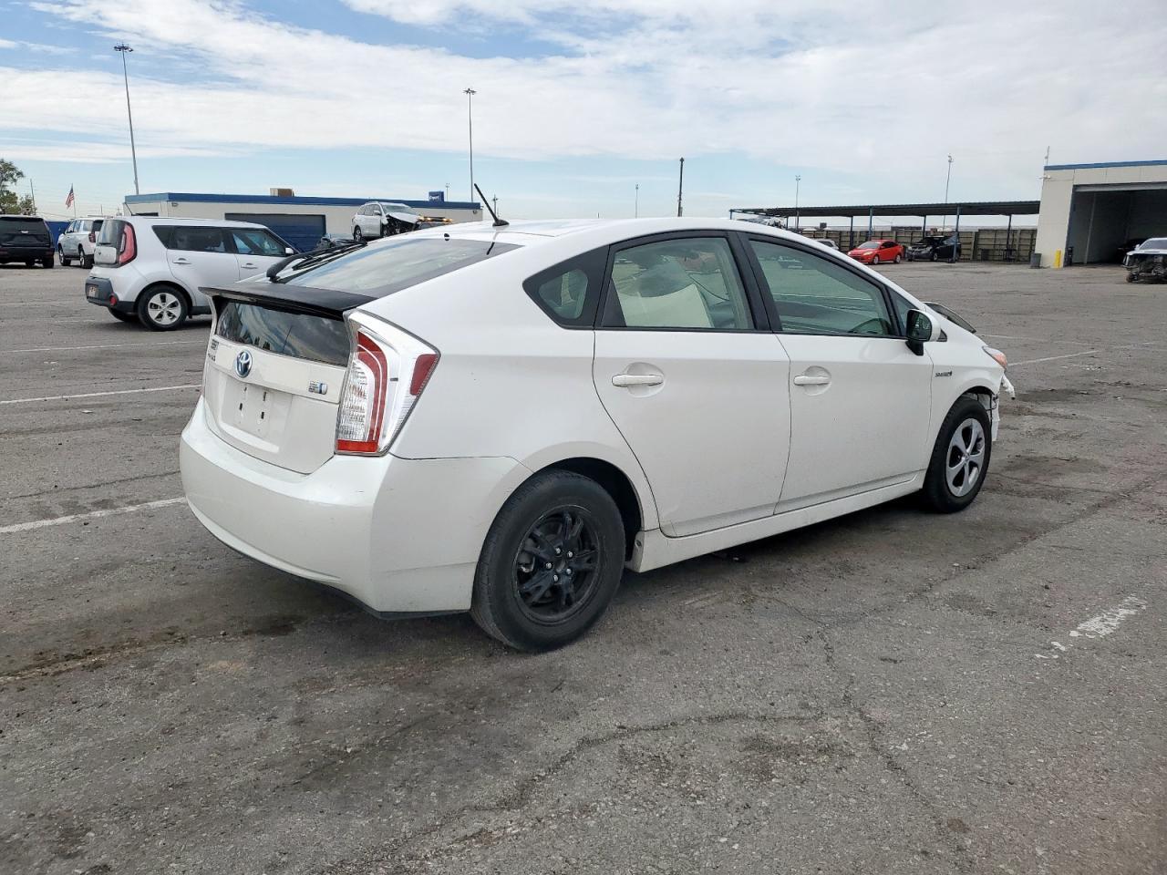 2014 Toyota Prius - Image 3