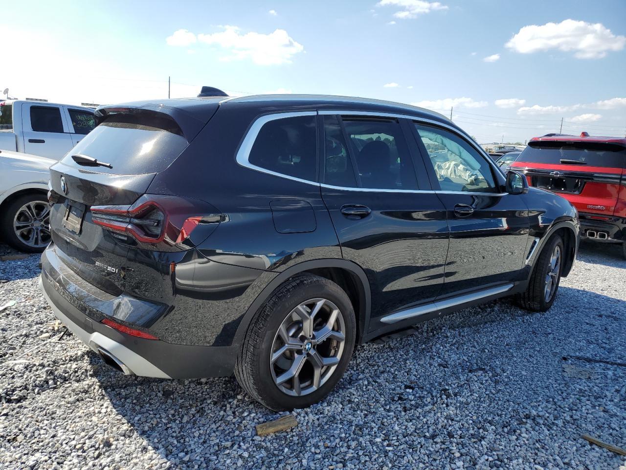 2022 BMW X3 Sdrive30I - Фото 3