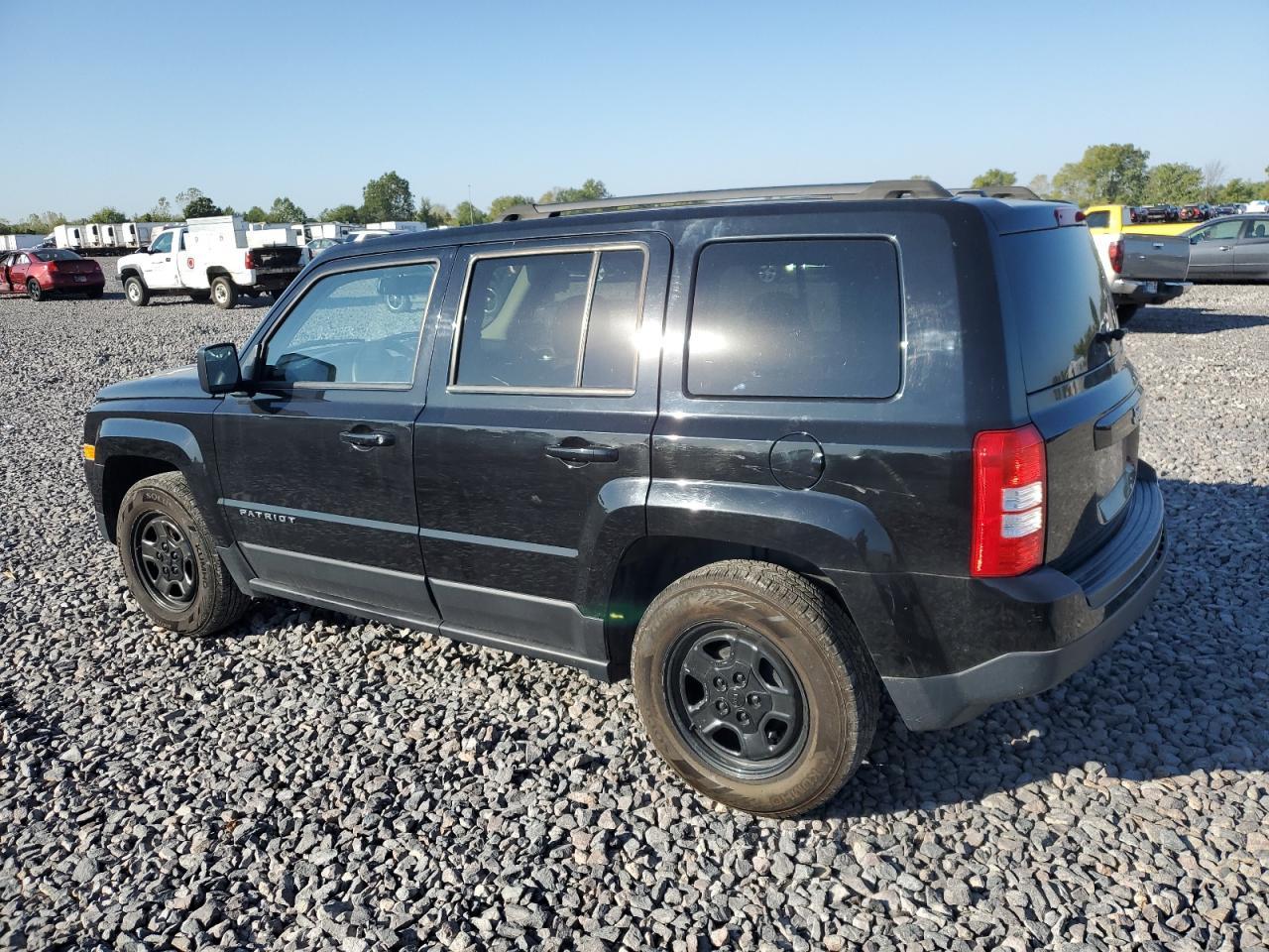 2016 Jeep Patriot Sport - Фото 2