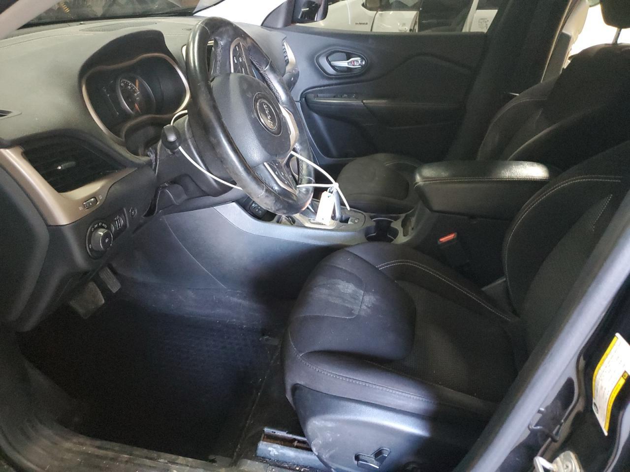 2016 Jeep Cherokee Latitude - Фото 7