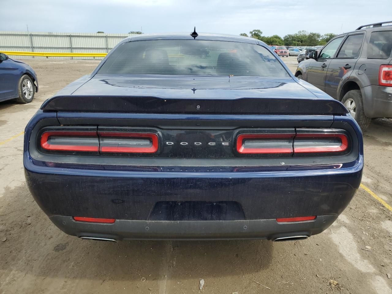 2015 Dodge Challenger Sxt Plus - Image 6