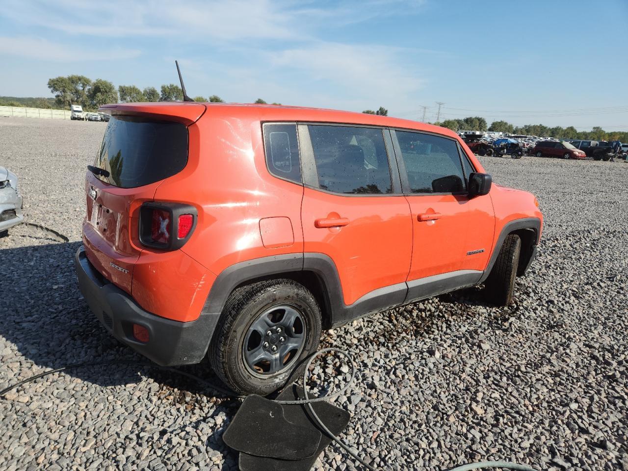 2017 Jeep Renegade Sport - Image 3