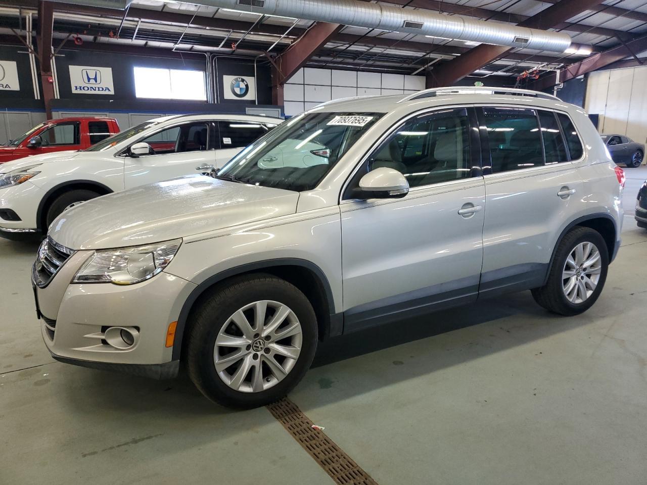 2009 Volkswagen Tiguan S