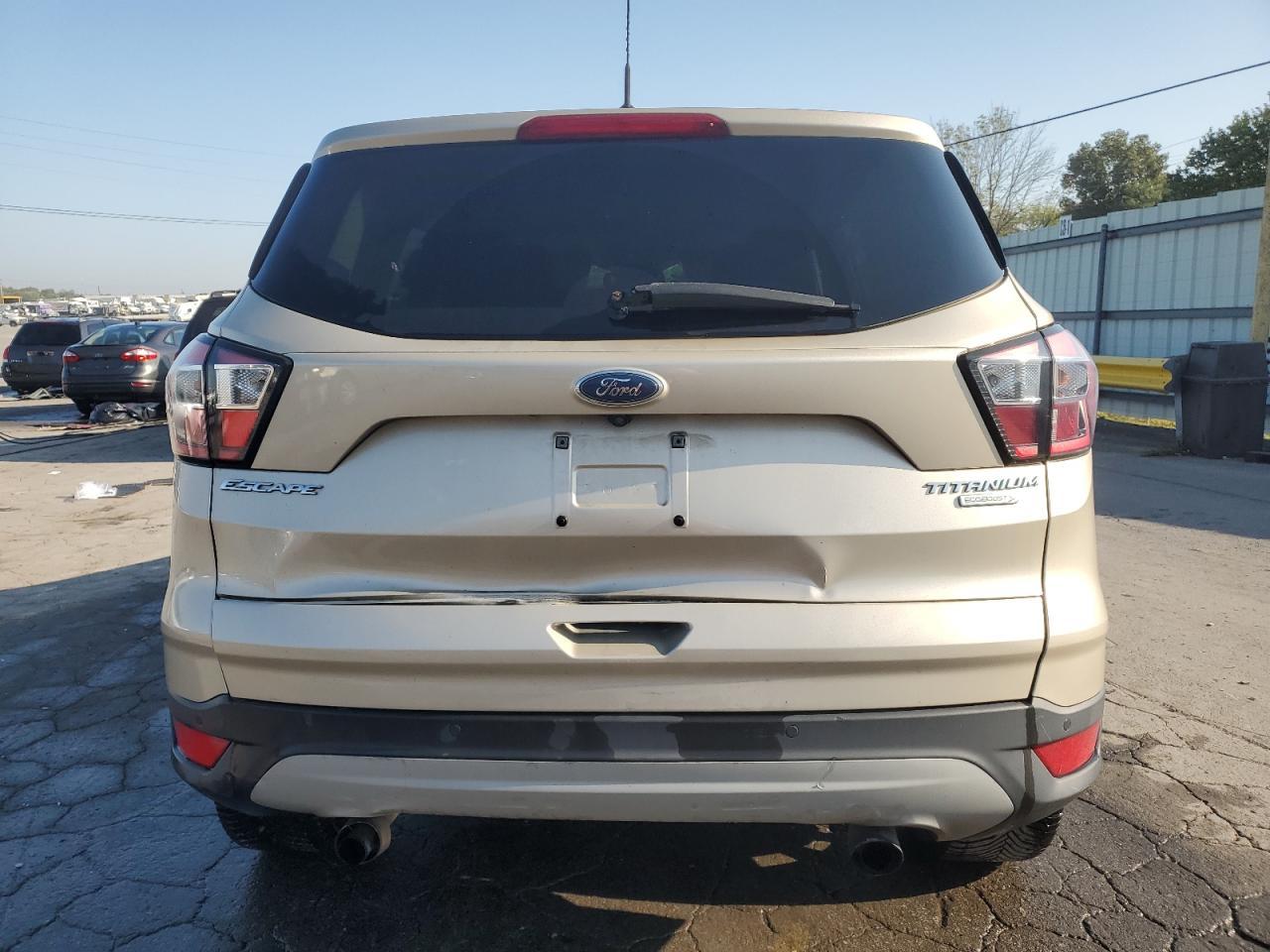 2017 Ford Escape Titanium - Image 6